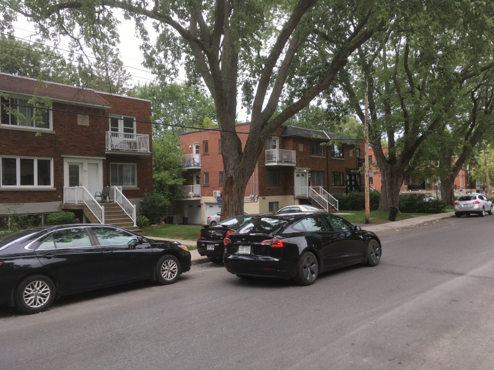 Duplexes and fourplexes in suburban Montreal